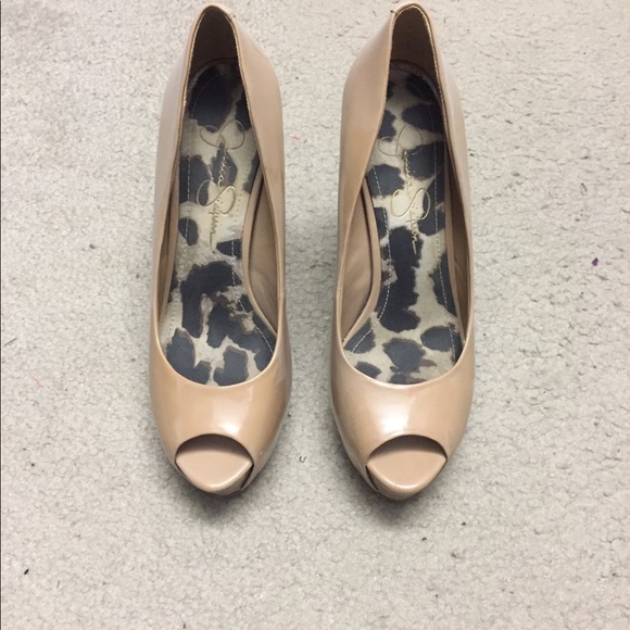 Jessica Simpson Platform stilettos - Picture 2 of 4